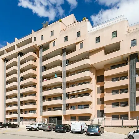 Apartment Behappy Magnolia, Praia Da Rocha Beach 350m, Ac *